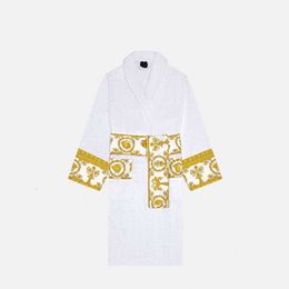 Luxury Unisex Bathrobes for Men Vintage Luxury Design Bathrobe Men and Women Par bär märke Sleepwear FZ2405251