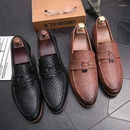 Casual Shoes 2024 Men Loafers Retro Soft Leather Moccasins Breathable Slip On Driving Big Size 38-47 Brogue