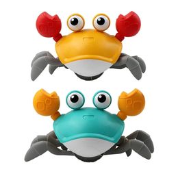 Baby Bath Tub Water Play Crab Toy Clockwork Portable Beach Children Shower Accessory Pulling a String To Learn to Walk 240524
