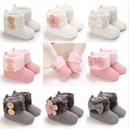 First Walkers Infants toddlers baby crawling shoes Booties boys and girls sliders pre walkers trailers fur winter flowers first walkers d240525