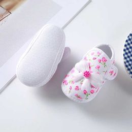 HNEN First Walkers Baby Girl Canvas Walking Shoes Preschool Soft Sole Anti slip Sports Newborn Cute Bow Flower Walker Light Princess d240528