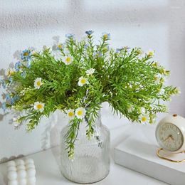 Decorative Flowers Artificial Daisy Silk Fake Chamomile Plant White Outdoor Stamen Small For Wedding Home Table Country Decor