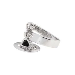 Mode av hög kvalitet Westwoods Saturn Ribbon Pendant Black Agate Open Ring Nail
