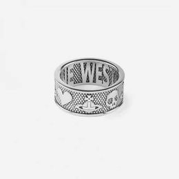 Fashion Westwoods Wide Face Skeleton Saturn Ring Punk Love Couple Nail