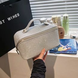 New Large-capacity Makeup Bag PU Leather Portable Travel Wash Cosmetic Bag Toiletries Organiser Female Storage Handheld Box