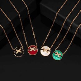 Pendant Necklaces Hot-sell 925 Silver Cross X Fritillary Malachite Necklace Woman Clavicular Chain Plating Rose Gold Fashion Luxury Fine Jewellery Q240525