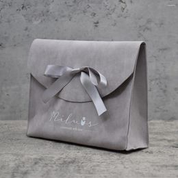 Storage Bags Est Luxury Design Custom Logo Printed Envelope Flap Cosmetic Jewelry Bag Gray Suede Pouches With Bow-knot