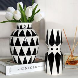 Vases Nordic Minimalist Black White Art Ceramic Vase Home Decoration Accessories Sample Dining Table Flower Arrangement Ornaments