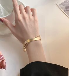 Bangle Elegant Geometric Matte Gold Colour Bracelet High Quality Vintage Style Cuff For Women Personalised Jewellery Gifts1842247