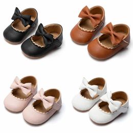 First Walkers Baby Shoes Anti slip Bow Knot Newborn Prewalker Soft Sole PU Leather Princess Apartment Baby First Walker 0-18M d240525