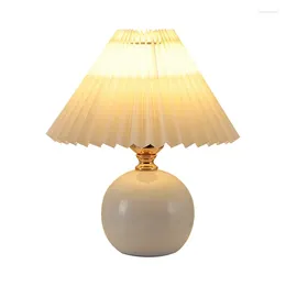 Table Lamps USB Retro Pleated Bedside Lamp Cute Desk For Bedroom Girl Princess Bed Deco Ceramic Base LED Light Easy Install