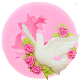 Baking Moulds 3D Peace Bird Flower Silicone Molds Sugarcraft Fondant Cake Decorating Tools Cupcake Chocolate Candy Gumpaste