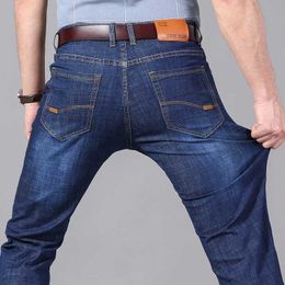 Jeans masculinos Kubro Men Jeans Brand 2024 Fashion Business Calças Retro Classic Denim Troushers Autumn Casual Stretch Slim Jean Mens Denim Pant Q240525