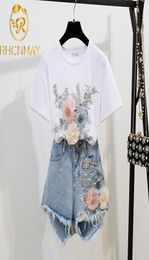 2021 Summer Women 2 Piece Sets Embroidery 3D Flower Tshirt Denim Shorts Sets Vintage Beading Shorts9626233