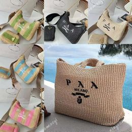 Totes Triangle Handbags Designer Tote for Womens Straw Weave Raffias Handle Beach Shopper Weekender Clutch Bags Mens Fashion Crossbody Shoulder Bag