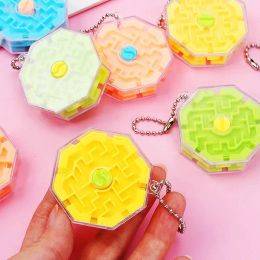 3D Palm Puzzle Walking Ball Maze Toy Labyrinth Keychain Fun Brain Game Cube Challenge Toys Balance Educational Toys For Children