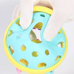 1 Pc Baby Hand Grasping Ball Toy Grasping Training Ringing Bell Soothing Toy Bee Soft Rubber Ball Puzzle Toy