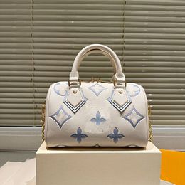 24ss Women Totes Bags Diagonal Gravure printing Crossbody Bag For Ladies Designer Handbag Card Holder Outdoor Travel Wallet Messenger p Dusf
