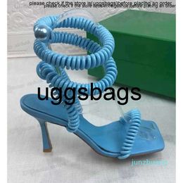 Bottegaa Sapatos BOTEGA SAPATOS ENCIAMENTOS MULHERES ROMANAS SANDALS ROMANAS SANDALS HAPELADO BOMBAS DE FESTO DOM