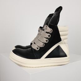 Stiefel Herren Designer -Trainer Panda Schuhe Luxus Mann Schuhstiefel Sneaker Damen Schwarzweiß hohe obere Lederhöhungen dicke Sohlen lässige High Street Knöchelstiefel