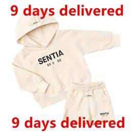 9 days delivered dhgate Kids Luxury Tracksuits Ess Boys Girls Designer Clothes Baby Pullover Hoodies Two Piece Plush Set esskids12 Children Hooded Sweatershirt Hoo