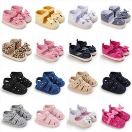 First Walkers Spring/Summer Sandals Princess Shoes Baby Boys and Baby Girls First Walker Soft and Comfortable Walking Shoes d240525