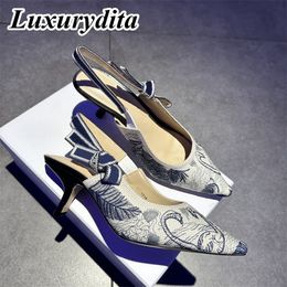 Luxury Womens High Heel Sandal Casual Lace Fashion 95mm 65mm 13mm Hight Quality Embroidered Muller Flat Shoes real Leather sole Designer Silk with box XY187