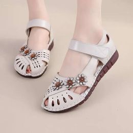 Sandals Flat s Women Summer Breathable Bottom Ethnic Style Leather Hollow Out Flower Mom S Shoes Sandalia De Mujer Verano Shoe 205 Sandal andal hoe andali d11 ia i