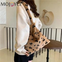 Duffel Bags Women Winter Fluffy Shoulder Bag Plush Large Capacity Handbag Tote