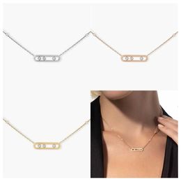 Pendant Necklaces S925 Sterling Silver Three Diamond Moving Necklace for Women French Luxury Jewellery Holiday Gift Free Shipping Q240525