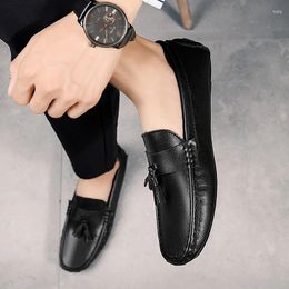 Casual Shoes 2024 Est Men Tassel Leather Loafers Moccasins Slip-on Soft Flats Footwear Lightweight Driving