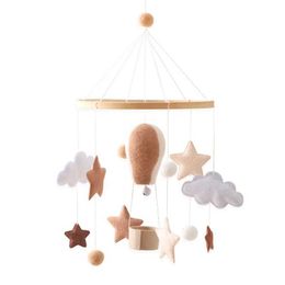 Mobiles# Baby Felt Hot Air Balloon Bed Bell Hanging Toy Newborn Wooden Mobile Music Rattle Toy Crib Holder Bracket Infant Accessories Q240525