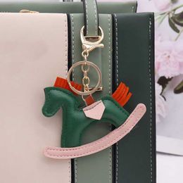 Keychains Lanyards Fashion Horse Keychain 2024 Colorful Leather Wings Pony Charming Animal Pendant Keychain J240527