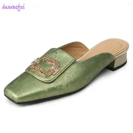 Casual Shoes Danxuefei Women's Cow Leather Square Toe Slip-on Flats Summer Mules Crystal Buckle Female Slides Sandals For Woman
