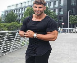 2020 Cotton Fitness Clothing Running T Shirt Men Sport Short Sleeve Shirt Workout Training Tees Ripped Destroy Hole Gym Tshirt T22110081
