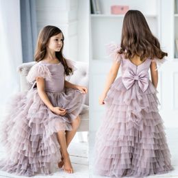 2020 Vintage Flower Girls Dresses Jewel Short Sleeves Hi-Lo Lace Appliques Lovely Kids Formal Wear Backless Tiers Girls Pageant Gowns 255K