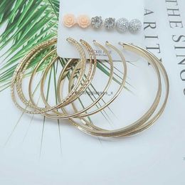 2024Fashionable round earrings with versatile combinations for womens