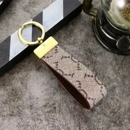 Luxury Maxi Dragonne Ss23 Key chain Buckle lovers Black Car Keychain Designer Handmade Leather Design Keychains Men Women Multi Green B 218t