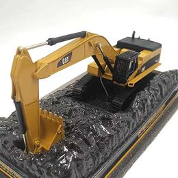 Diecast Model Cars Diecast 1 64 Scale 385C Excavator Delicacy Alloy Engineering Truck Model Static Metal Collectable Toy Holiday Gift S2452722