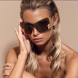 Sonnenbrille Luxus Frauen wickeln um Schild rahmenlose 2000er -Marke Übergroße Brille weibliche randlose Sonne 167b