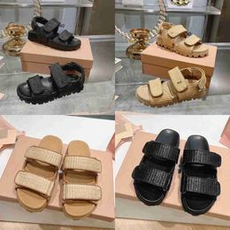 Sandals Designer Sandals Women Woven Sandale Flat Sandal Shoes New Sporty Casual Open Toe Shoes Metal Letter Magic Tape Sliders Summer Sunny Beach Top Quality Outdoo