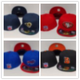 2024 Neues Design Herren Foot Ball ausgestattet Hats Fashion Hip Hop Sport auf Field Football Full Closed Design Caps billige Männer Frauen Cap Mix H5-5.27