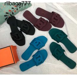 Slipper Oran Fashion Jelly Color H-line Ins Flat Bottom Casual Pig Nose Children's Outdoor Beach Shoes Hollow Women's