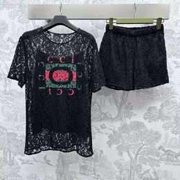 Projektantka koronkowa litera haftowa kobiet kombinezon letni 2024 Koronki nadrukowane krótkie koszule T -TEES Casual Shorts Zestawy dla kobiet FZ2405271