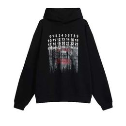 2024 New Designer Classic Fashion Magee Mm6 Alphanumeric Fluid Printed Unisex Sweater Hooded Hoodie Couple Style