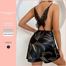2024 Neues sexy bückenfreies Haus schlafendes Kleid ärmellose Sommer Kurzes V-Ausschnitt Cross-Gurtkleid Imitation Seidenkleid