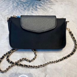 Chain One Shoulder Messenger Bag flip leather stitching nylon cloth women's leisure versatile lightweight small bag handbag simple 249T