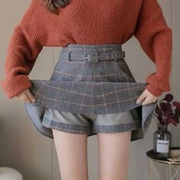 Skirts Korean style flat shoes shorts A-line high waisted mini skirt suitable for women Kawaii Autumn winter wool shorts with belt S2452755
