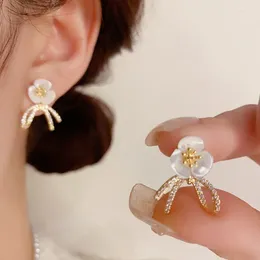 Stud Earrings Korean Style 925 Silver Needle Exquisite And Fashionable Super Sparkling Shell Flower Zircon Bow For Women.