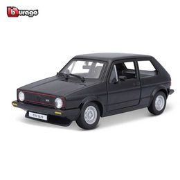 Diecast Model Cars Bburago 1 24 Golf MK1 GTI 1979 alloy classic car model die cast toy collectible gift T240524